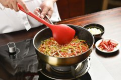 华南烹饪学校新闻