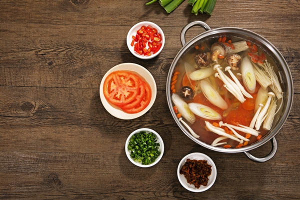 菌类火锅制作流程