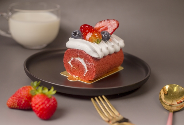 红丝绒蛋糕卷制作流程