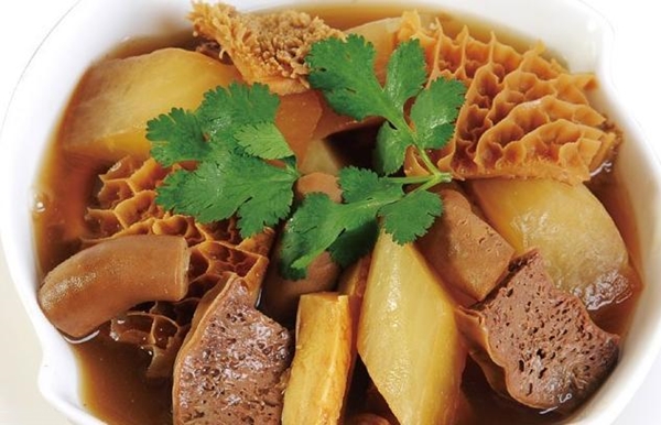 萝卜牛杂制作流程