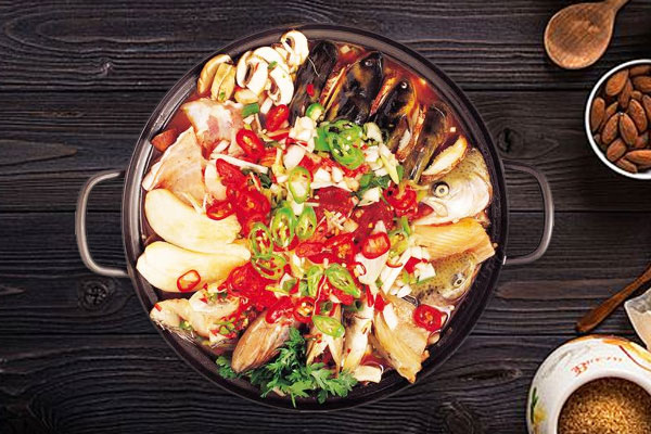 鱼头火锅制作流程