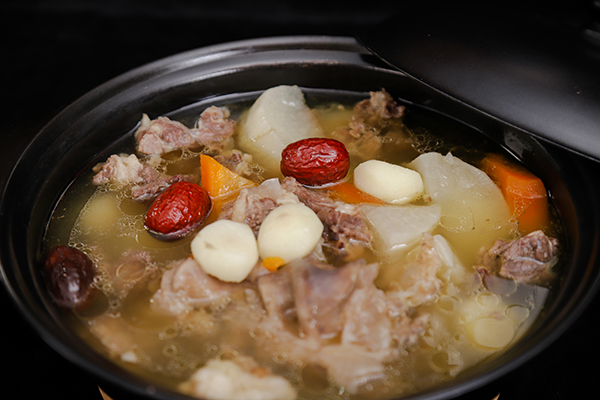 萝卜牛腩汤制作方法