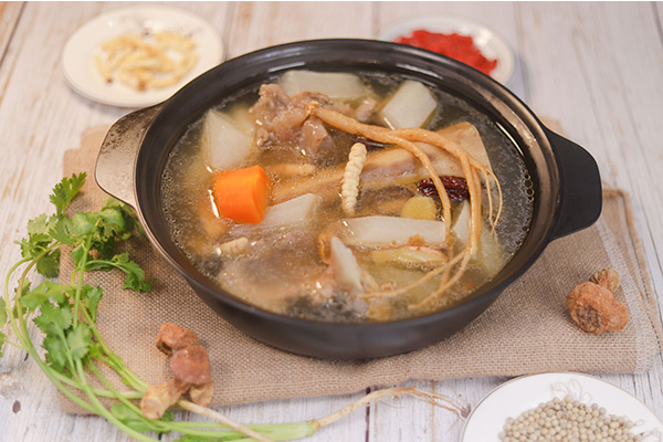 滋补牛骨汤制作方法